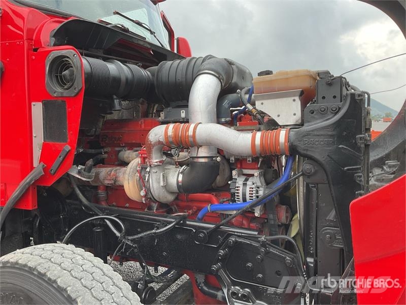 Kenworth T800 Vetopöytäautot