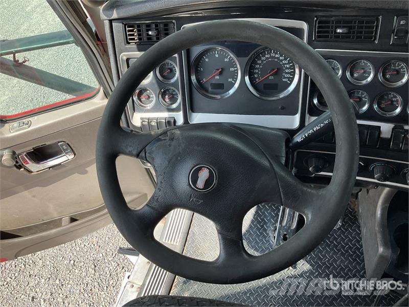 Kenworth T800 وحدات الجر