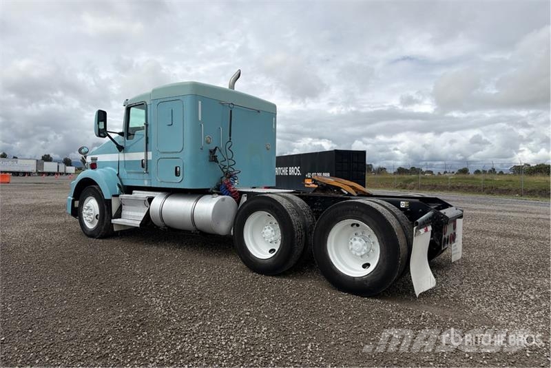 Kenworth T800 中古トラクターヘッド | トレーラーヘッド