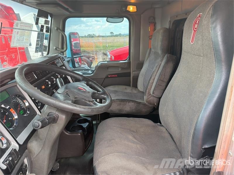 Kenworth T800 Tracteur routier