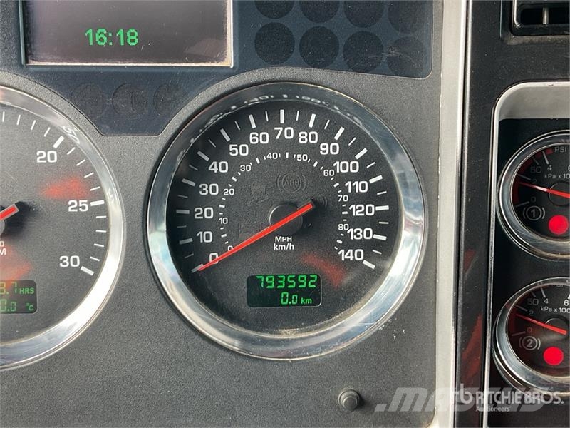 Kenworth T800 中古トラクターヘッド | トレーラーヘッド