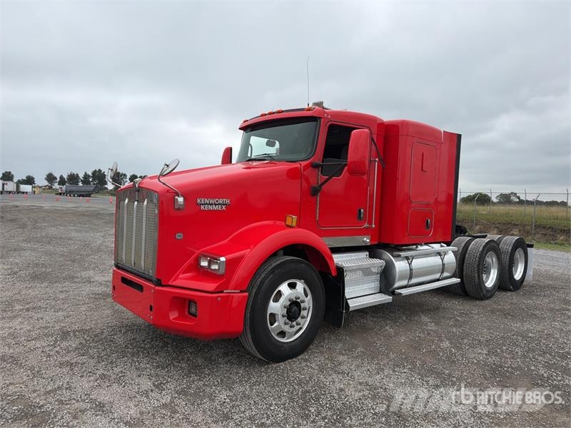 Kenworth T800 Truck Tractor Units