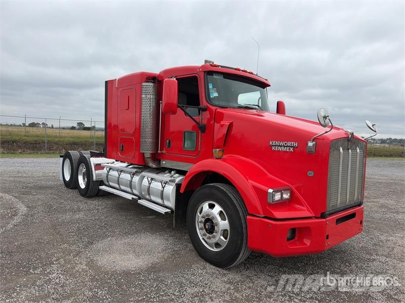 Kenworth T800 Truck Tractor Units