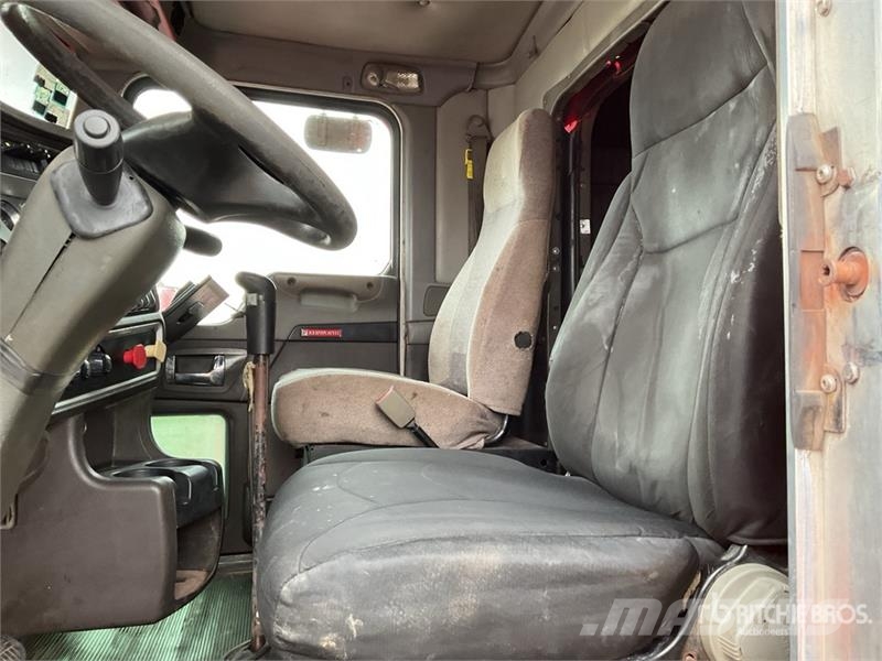 Kenworth T800 Vetopöytäautot