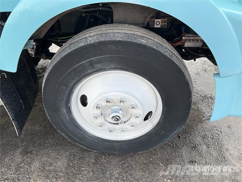 Kenworth T800 中古トラクターヘッド | トレーラーヘッド