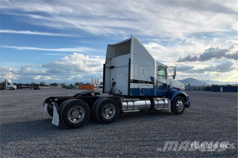 Kenworth T800 Naudoti vilkikai