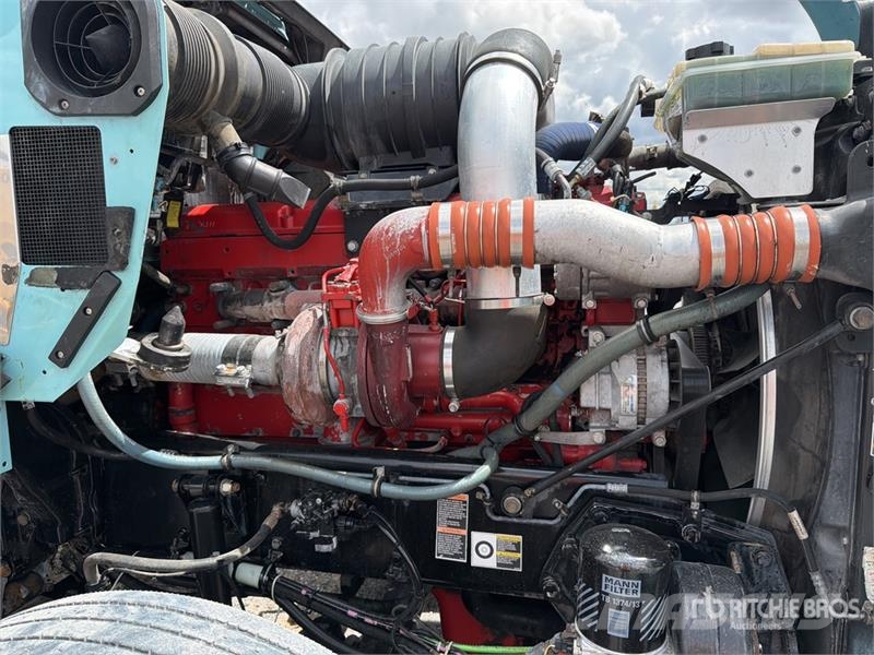 Kenworth T800 Sadulveokid