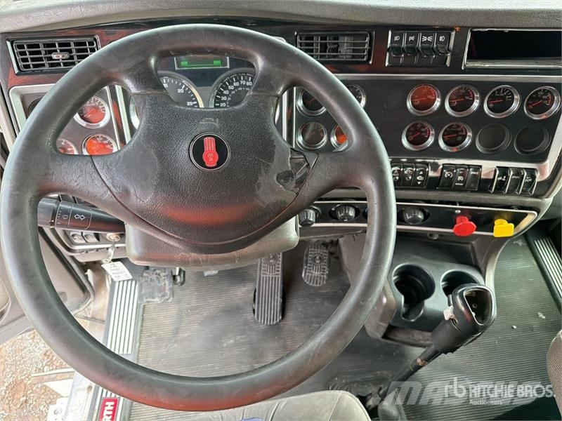 Kenworth T800 Traktorske jedinice