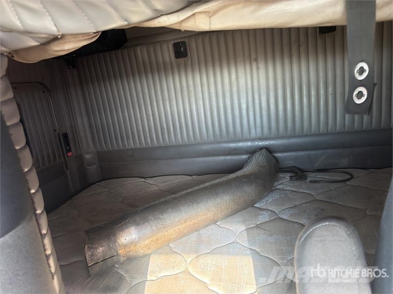 Kenworth T800 وحدات الجر