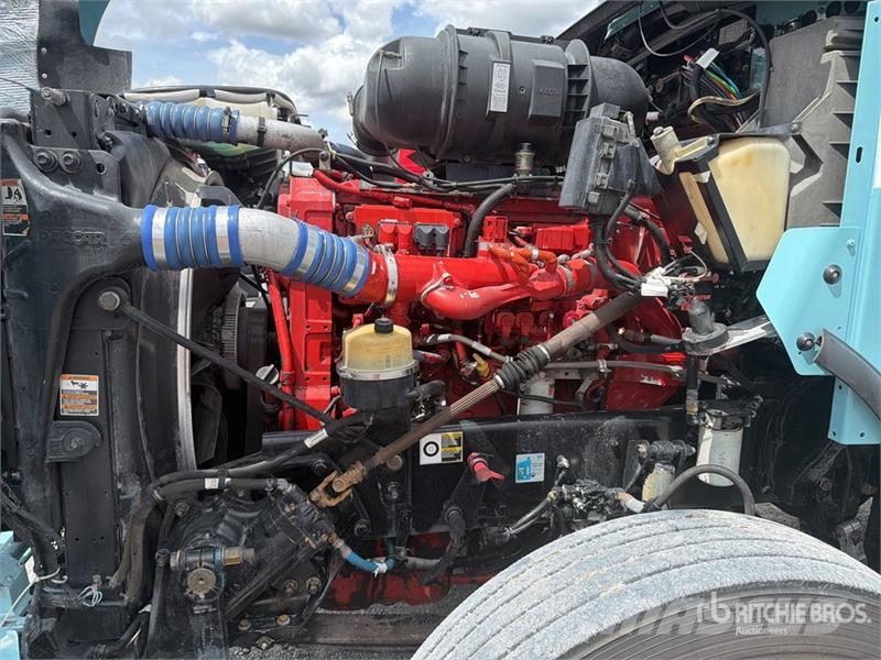 Kenworth T800 Sadulveokid