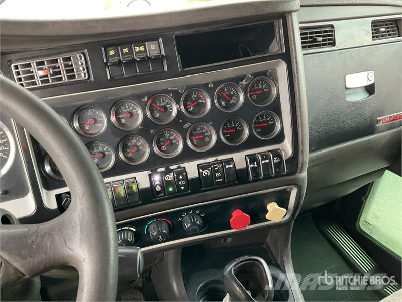 Kenworth T800 Vetopöytäautot