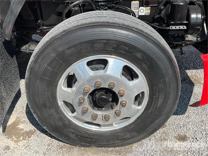Kenworth T800 وحدات الجر