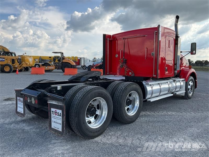 Kenworth T800 وحدات الجر
