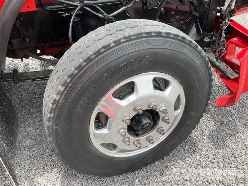 Kenworth T800 Vetopöytäautot