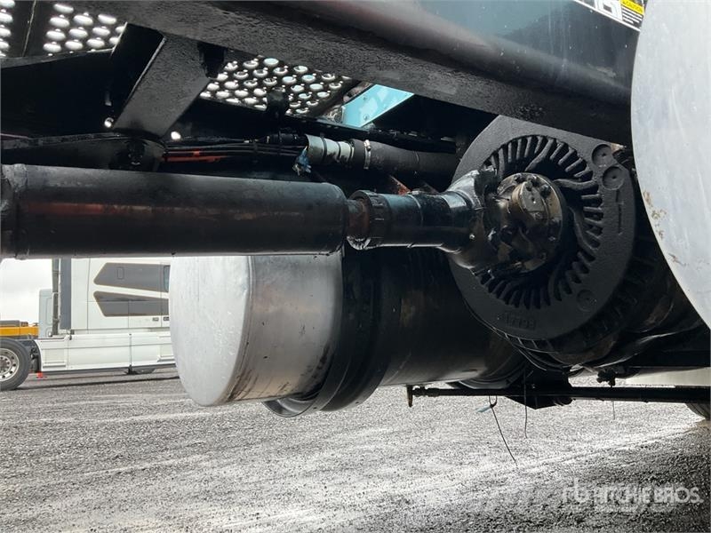 Kenworth T800 Тягачі