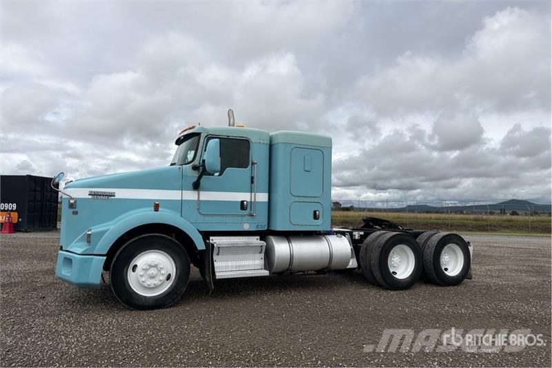 Kenworth T800 中古トラクターヘッド | トレーラーヘッド