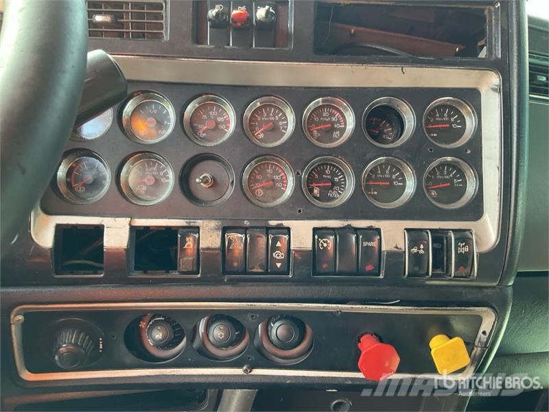 Kenworth T800 Truck Tractor Units