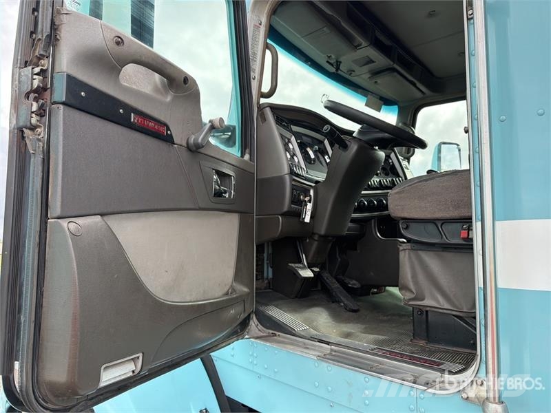 Kenworth T800 Vilcēji