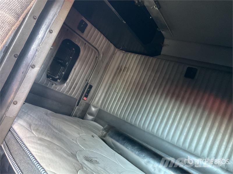 Kenworth T800 Vetopöytäautot