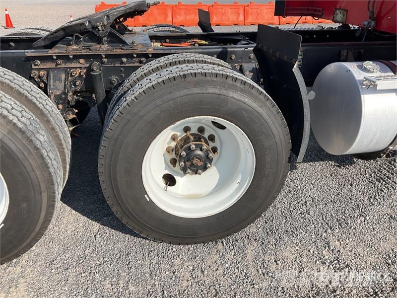 Kenworth T800 Vetopöytäautot