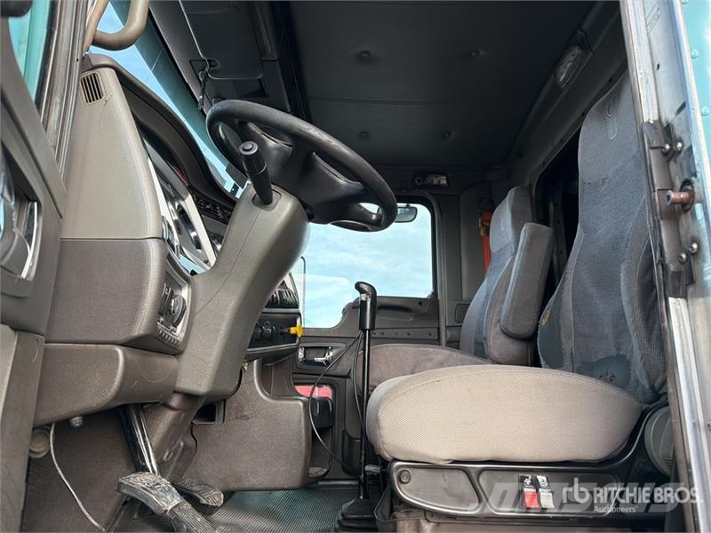 Kenworth T800 Traktorske jedinice