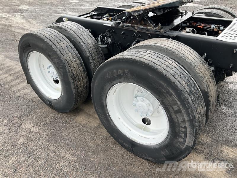 Kenworth T800 Тягачі