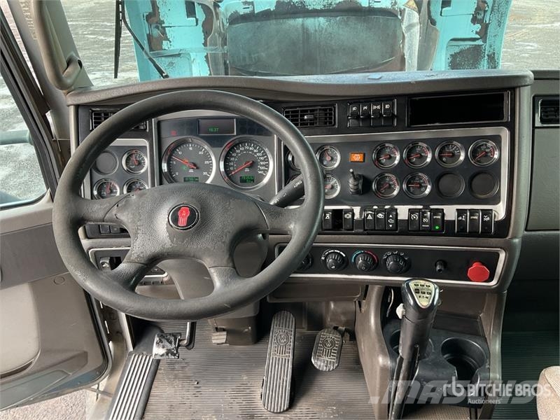 Kenworth T800 中古トラクターヘッド | トレーラーヘッド