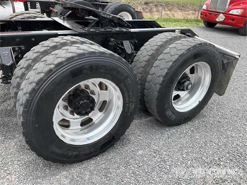 Kenworth T800 Vetopöytäautot