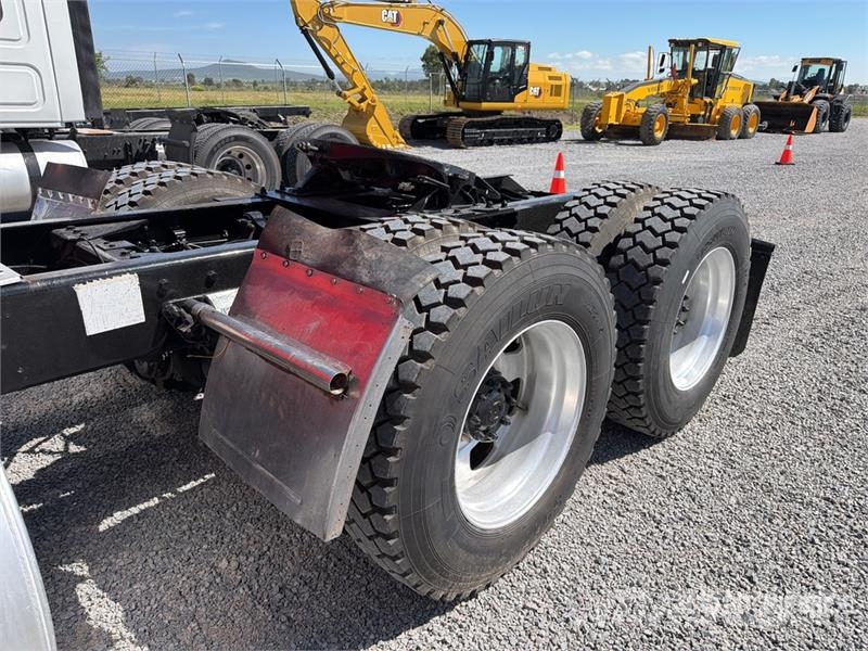Kenworth T800 Tractor Units