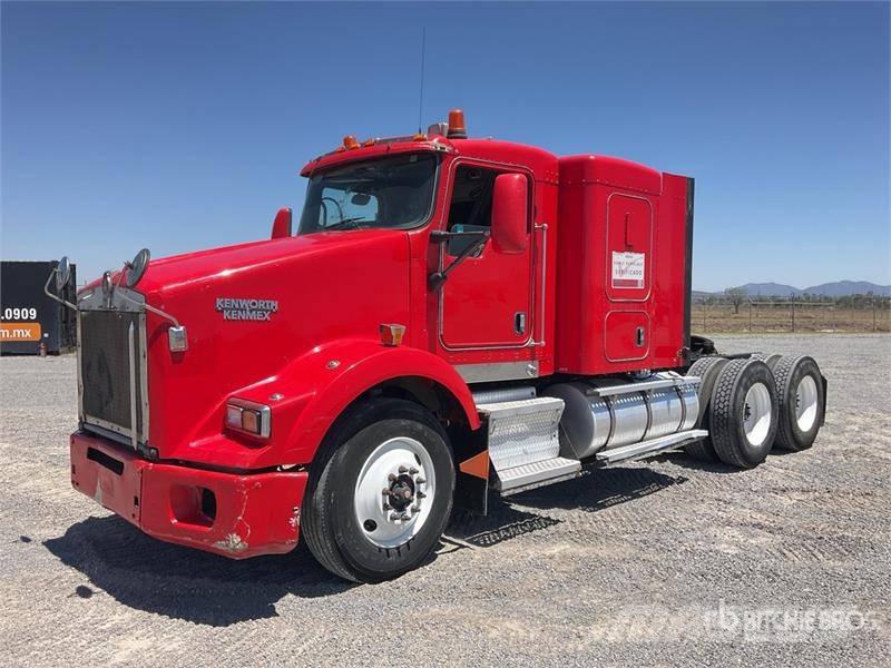 Kenworth T800 Vetopöytäautot