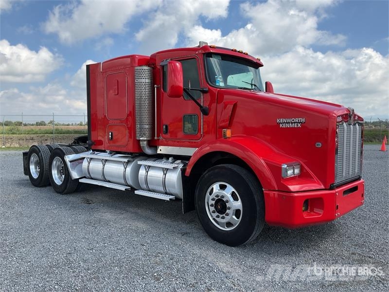 Kenworth T800 وحدات الجر