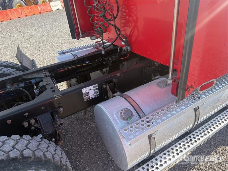 Kenworth T800 وحدات الجر