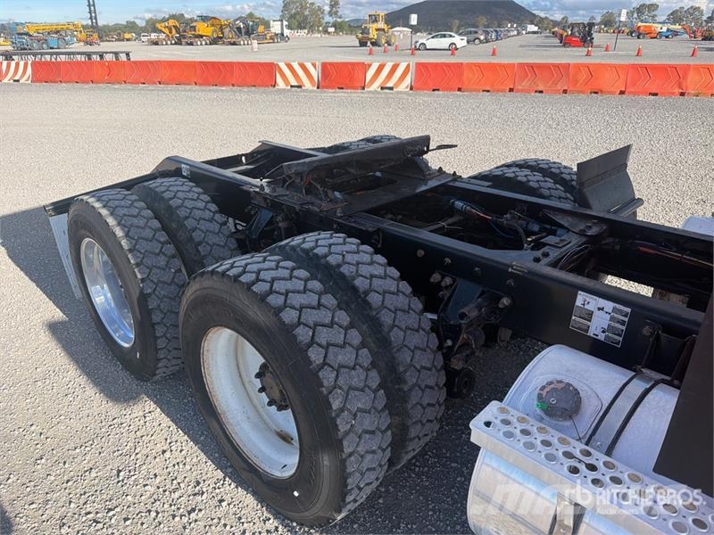 Kenworth T800 وحدات الجر