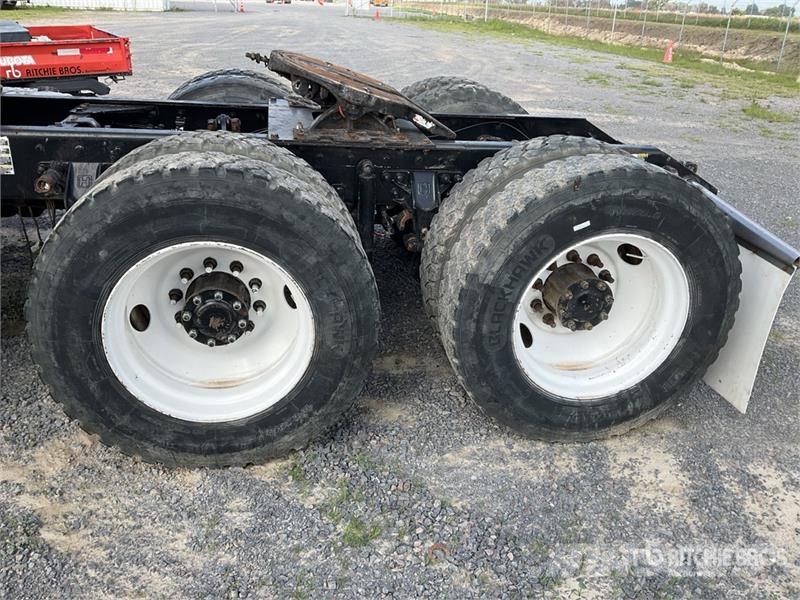 Kenworth T800 Truck Tractor Units