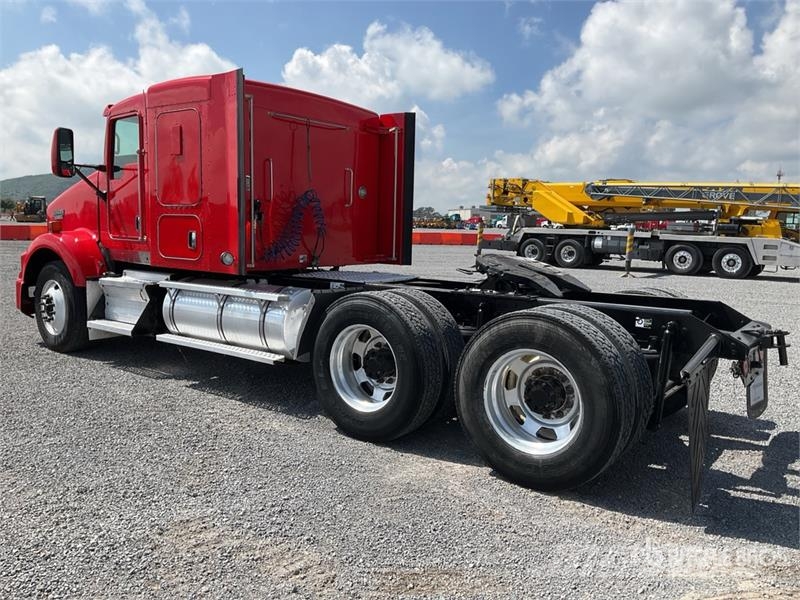 Kenworth T800 وحدات الجر