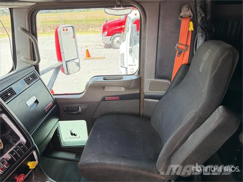Kenworth T800B Naudoti vilkikai