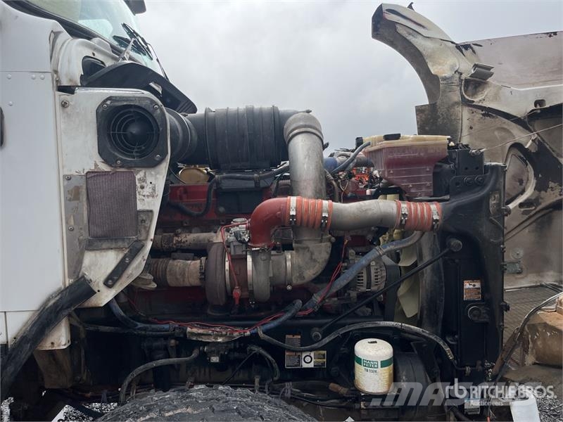 Kenworth T800B Naudoti vilkikai