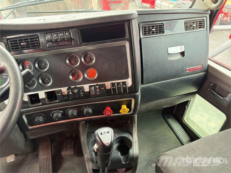 Kenworth T800B Tracteur routier