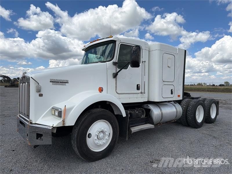 Kenworth T800B Naudoti vilkikai
