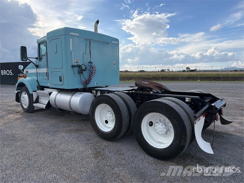 Kenworth T800B Tractor Units