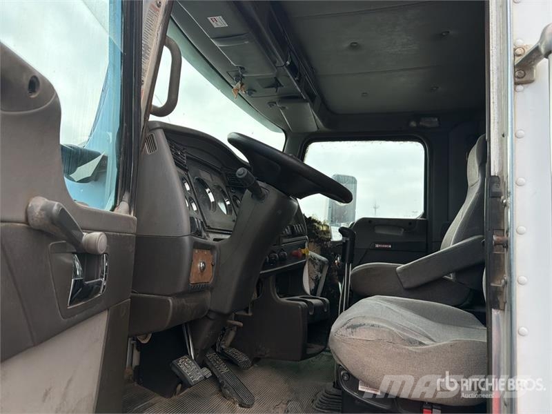Kenworth T800B Cavalos mecânicos