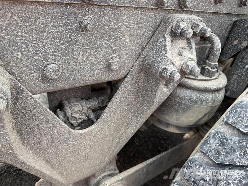 Kenworth T800B Sattelzugmaschinen