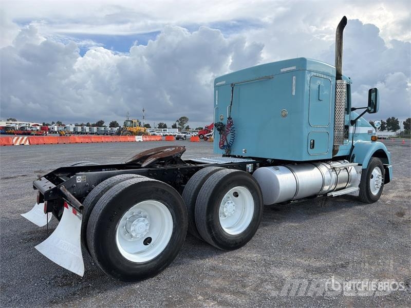 Kenworth T800B Tractor Units