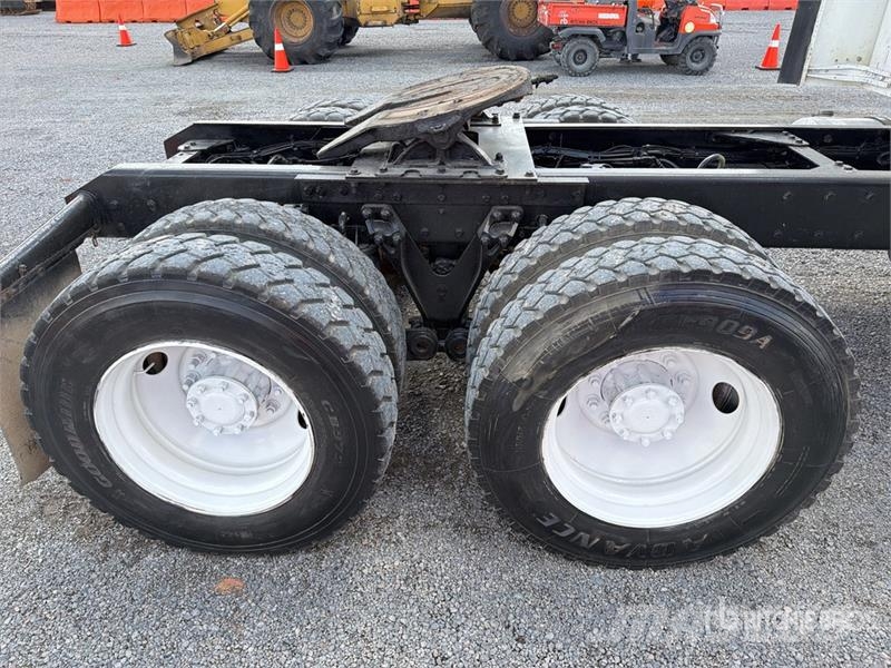 Kenworth T800B Naudoti vilkikai