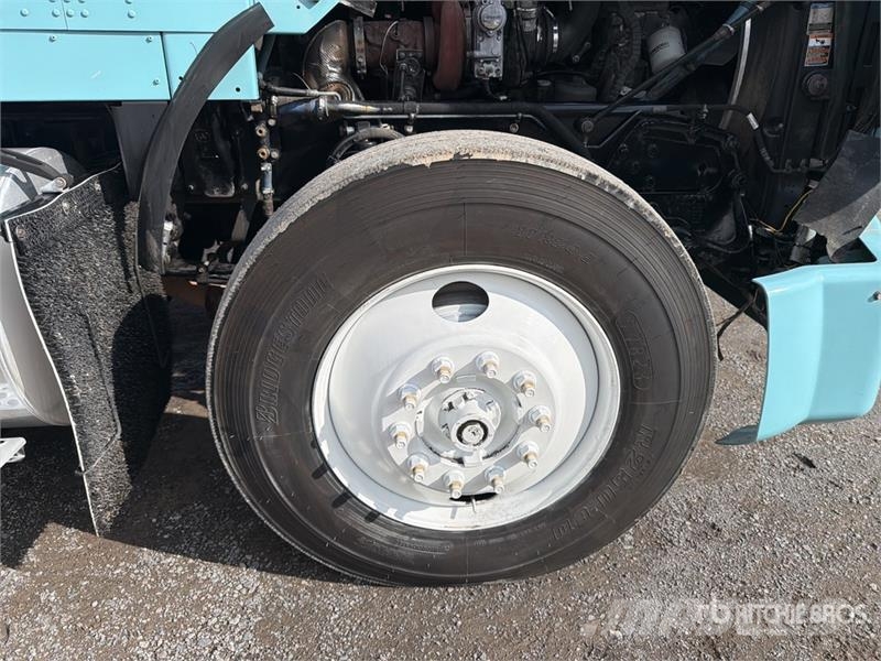 Kenworth T800B Vlačilci