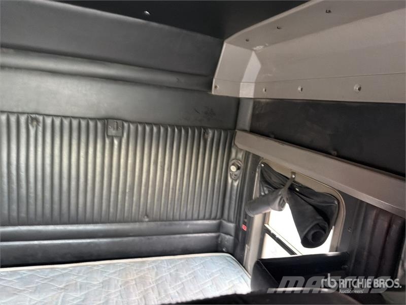 Kenworth T800B Tracteur routier