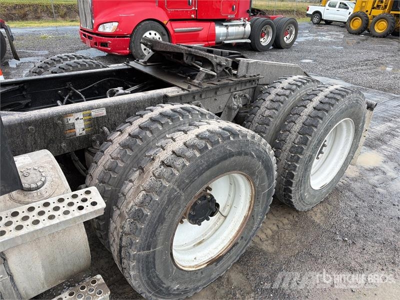 Kenworth T800B Tracteur routier