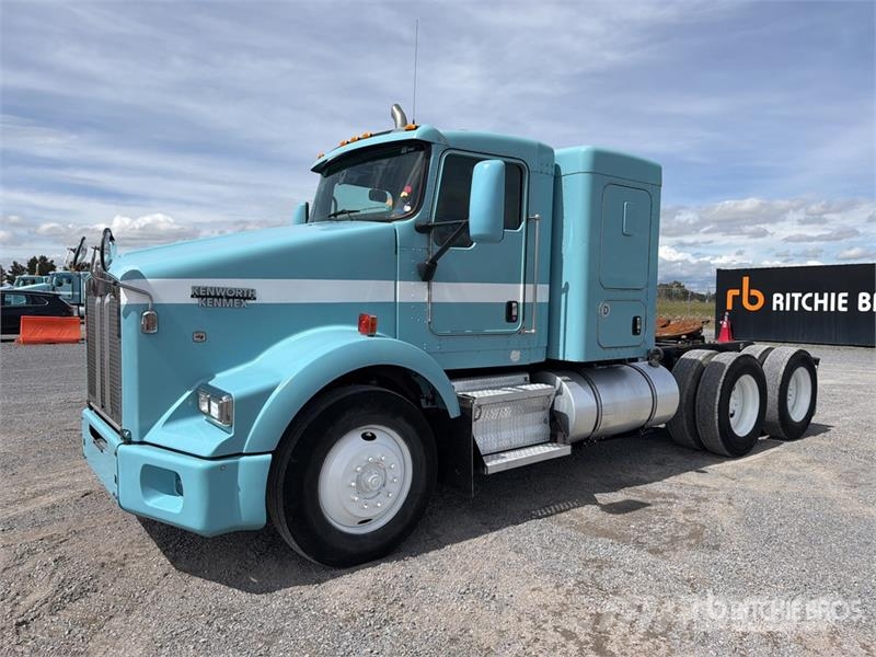 Kenworth T800B Влекачи