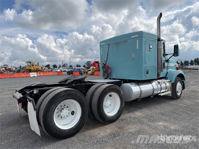Kenworth T800B Vlačilci