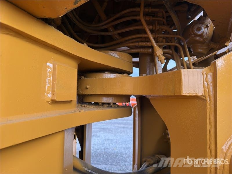 Komatsu WA600 Cargador sobre Neumaticos / Wheel Loader Kolesové nakladače